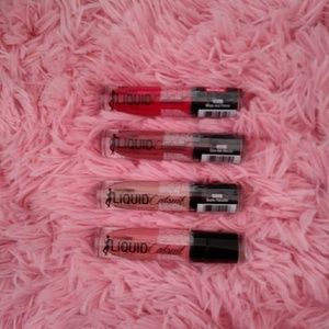 Liquid lipstick